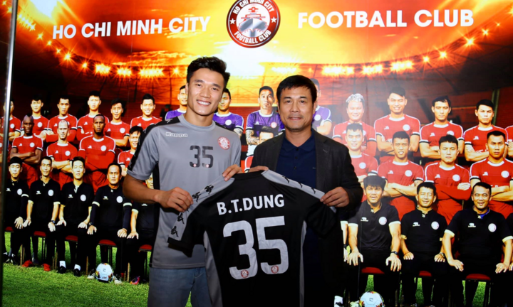 'Thủ môn quốc dân' Bùi Tiến Dũng sẽ mang lại điều gì cho CLB TP.HCM?